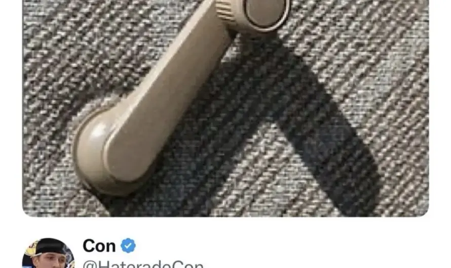 I’m not ‘this old,’ I’m just ‘this broke.’ This is my daily cardio at the drive-thru.