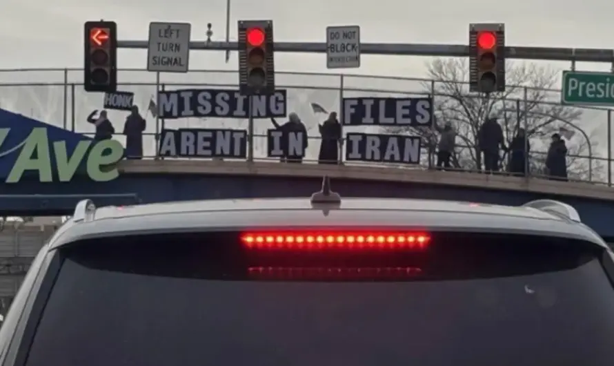 Somebody’s Paying Attention